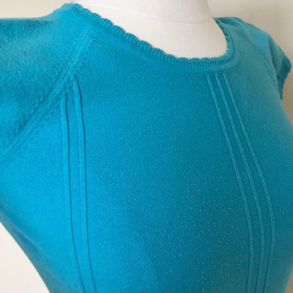 1998 BCBG MAX AZRIA Top - Picture 2 of 4